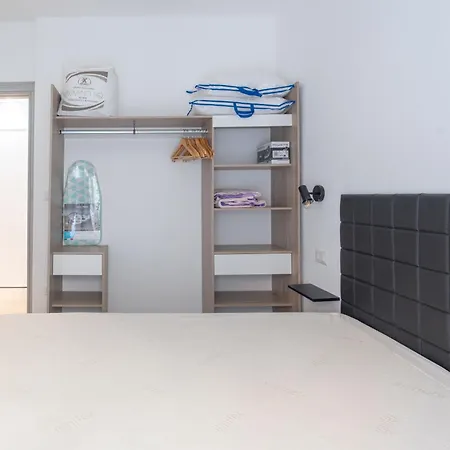 Ej Hospitality Apartment Sanremo